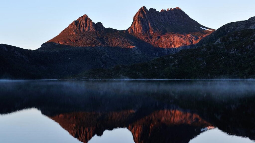 Cradle Mountain Death: Climber dies after fall in Cradle Mountain National Park