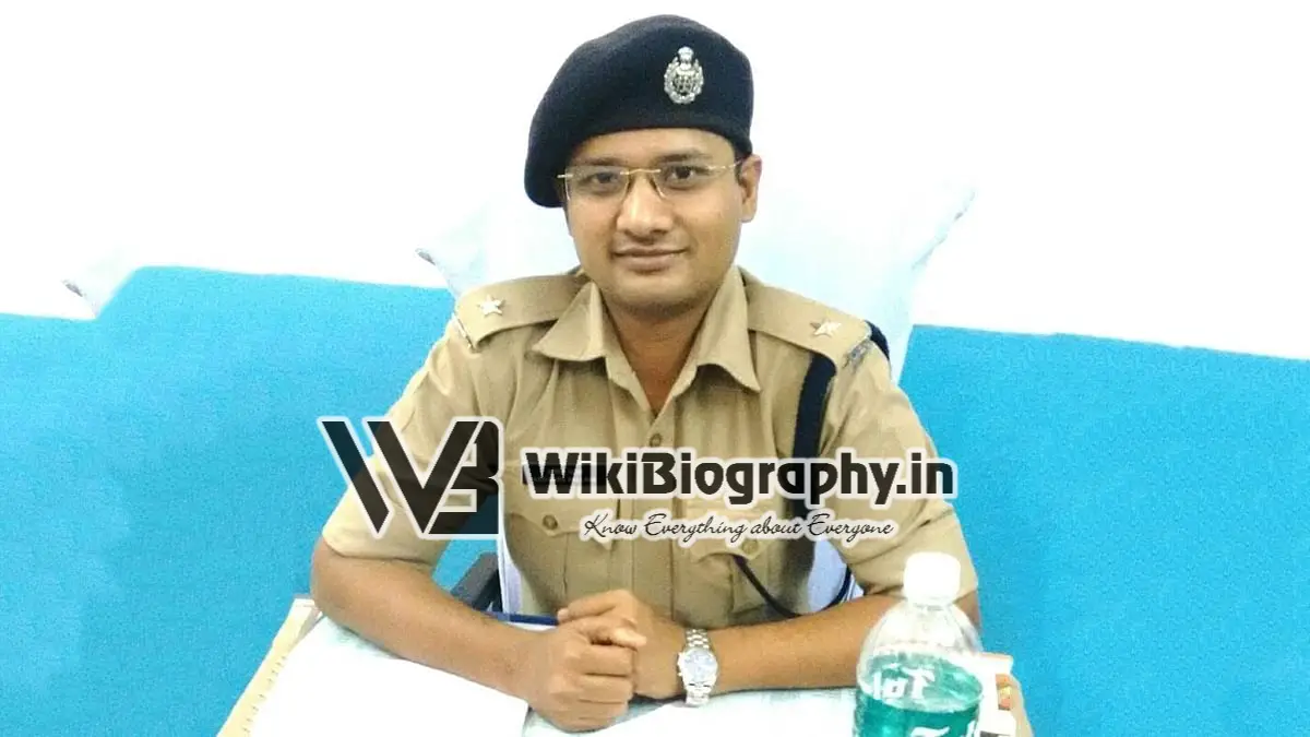 Dr. Abhishek Pallava – Wiki, Biography, Age, Salary, Family, Net Worth