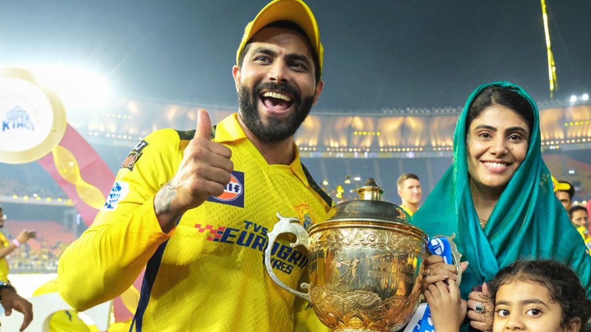 ravindra-jadejas-wife-rivaba-touches-his-feet-after-csk-s-ipl-win-internet-is-in-awe