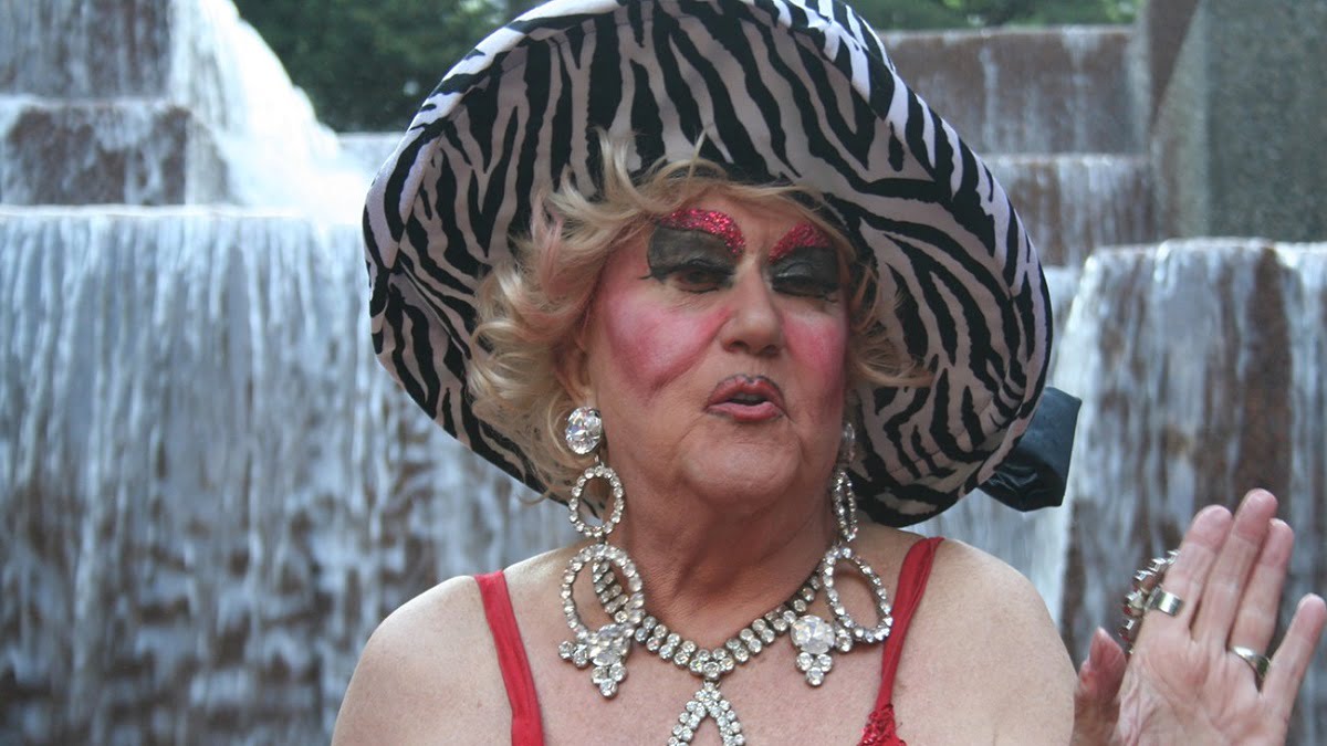 What happened to Darcelle Portland?  The world's longest-serving drag queen dies at 92