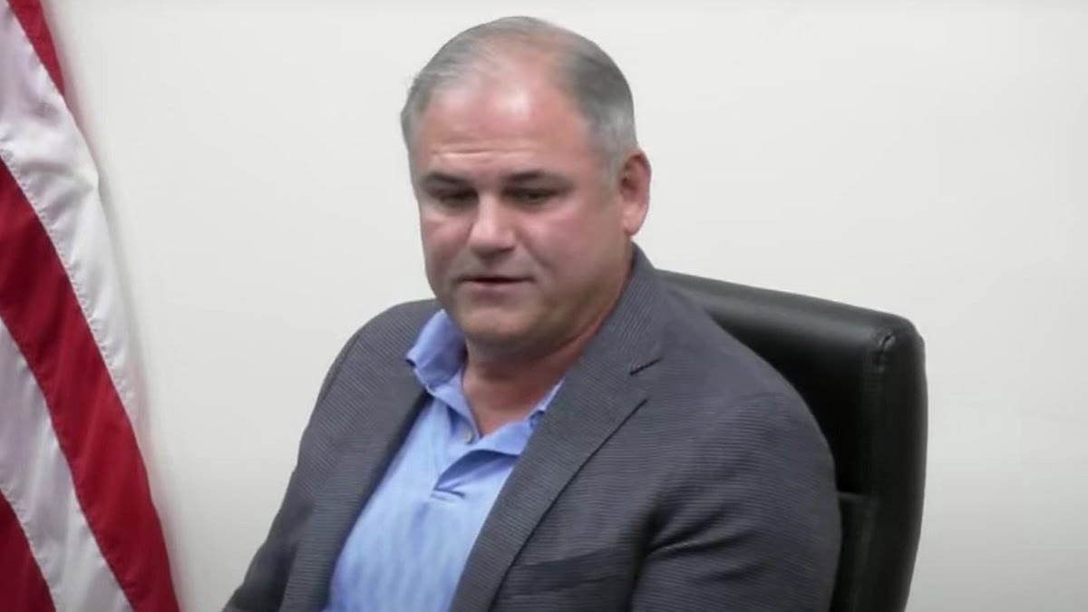 Why did Clearwater Mayor Frank Hibbard resign?  reason explored