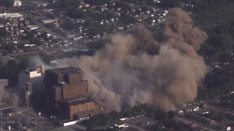 Cheswick Power Plant Springdale PA: Smokestacks at the old Cheswick Power Plant imploded