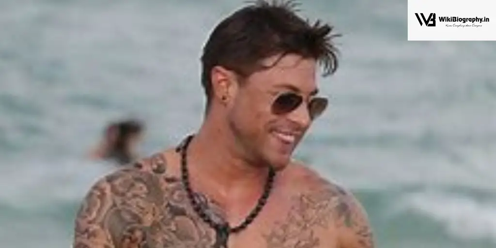 Duncan James – Wiki, Biography, Age, Partner, Net Worth, Wife