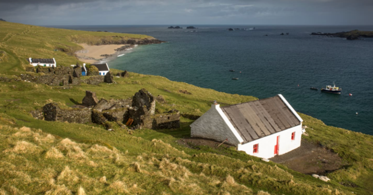 Looking for island life?  The government of Ireland will pay you ,000 to move into a beautiful house on the island