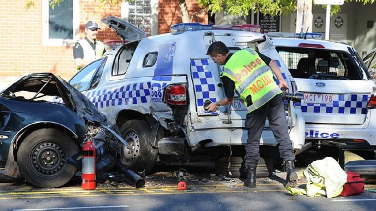 Police car rammed in Dandenong North