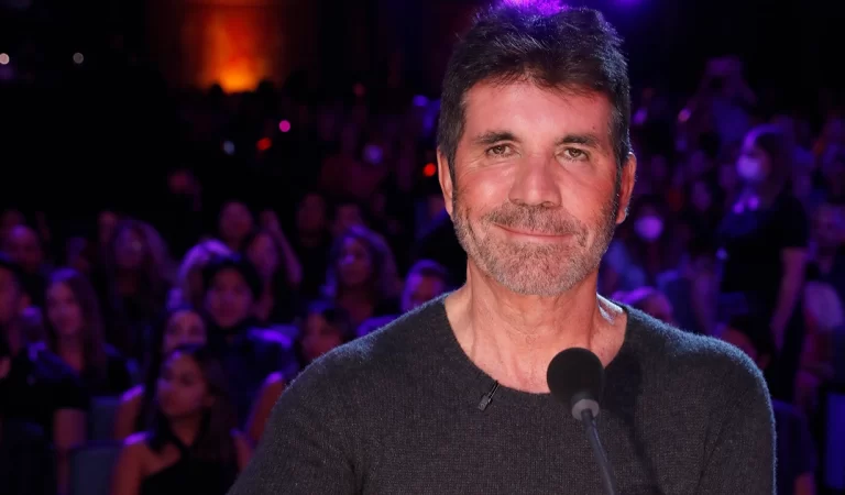 Why doesn’t Simon Cowell speak on America’s Got Talent?