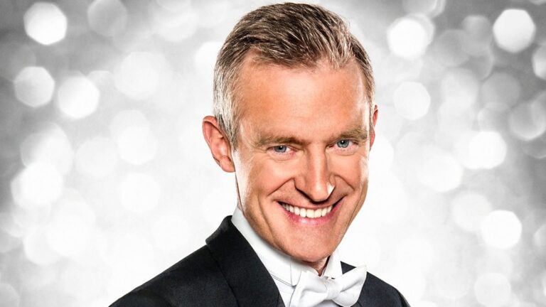 Fact Check: Is Jeremy Vine Gay?  Scandal and accusations of the BBC presenter