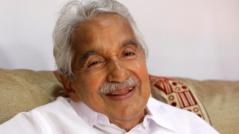 Oommen Chandy’s funeral photos and videos highlights