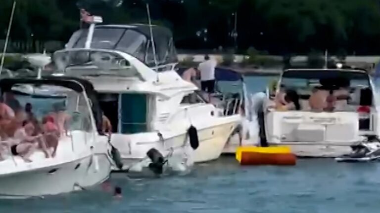 Lake Michigan Boat Accident, Woman killed, 6 others injured after Chicago boat capsized