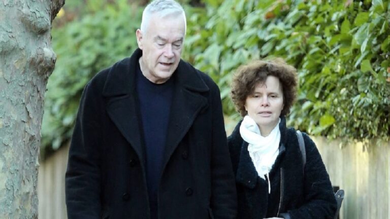 Vicky Huw Health and Illness Update: Huw Edwards Serious Mental Health Issues