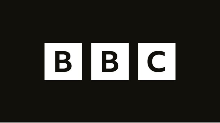 Which BBC presenter has been suspended?  The name of the accused rumors appeared on Twitter