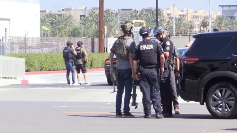 Anaheim Brea Bank Robbery, suspects sought after police chase ends