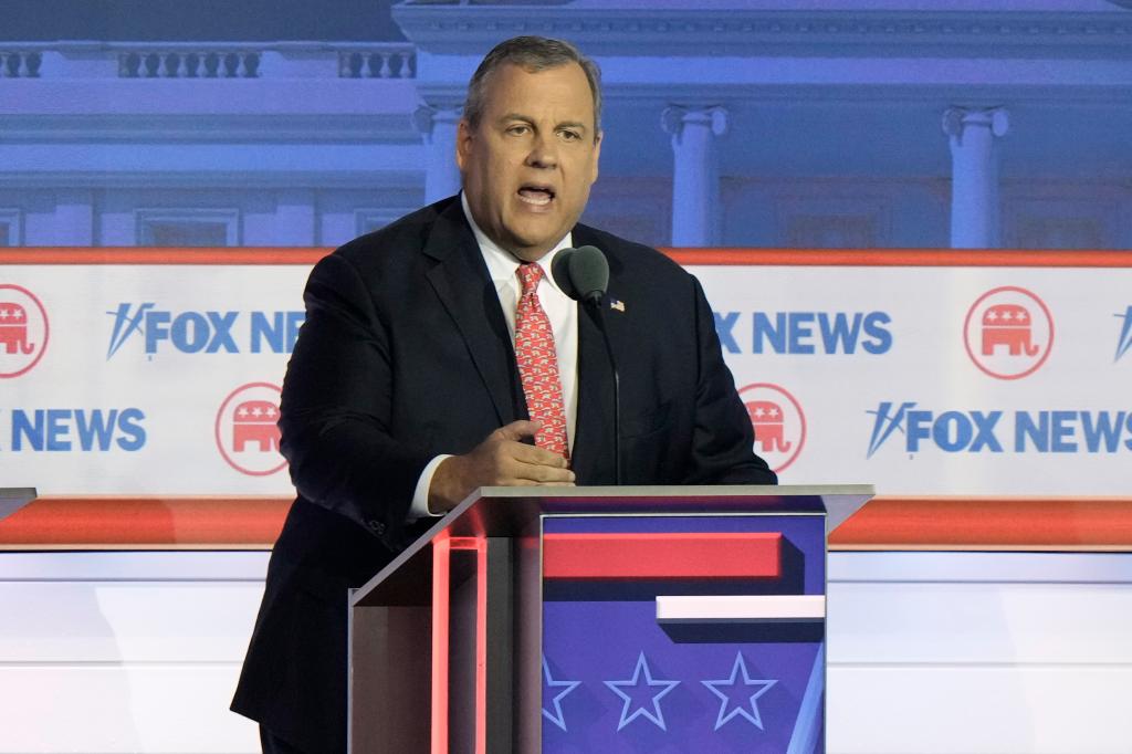 Chris Christie was booed during the Republican presidential debate
