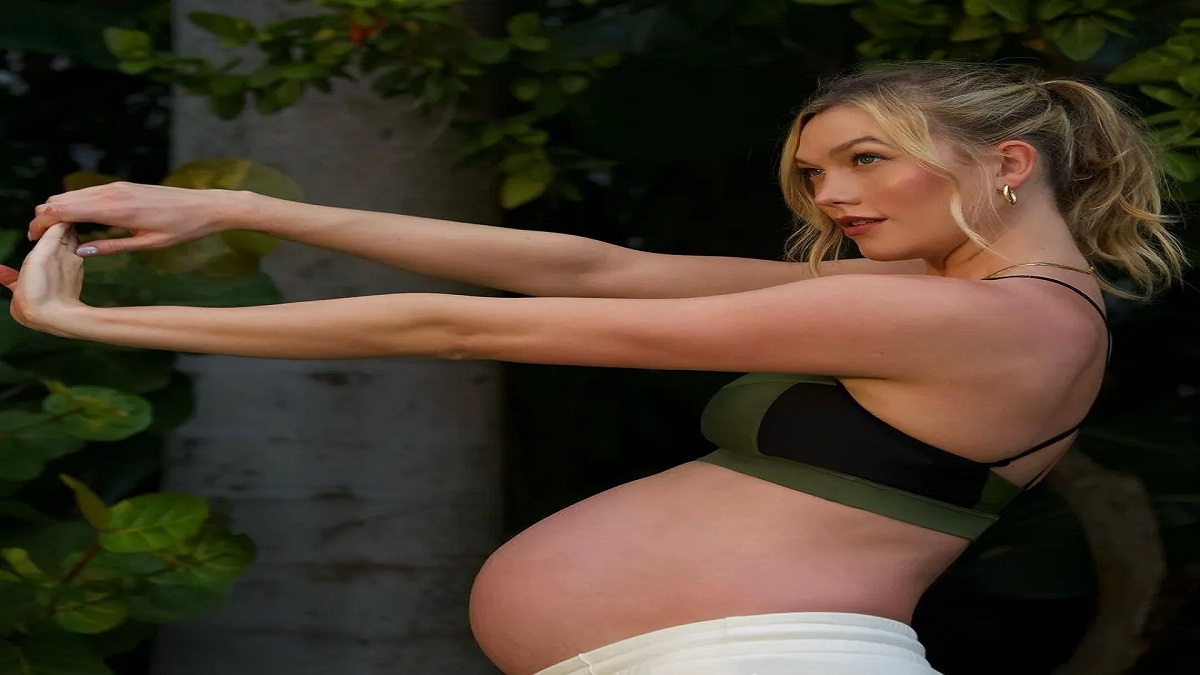 Karlie Kloss Pregnant