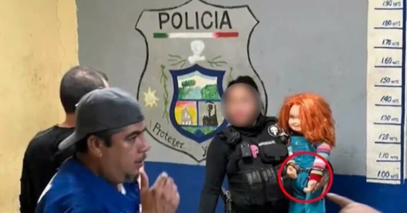 Bring the demon doll!  Mexican police make a daring new arrest and handcuff Chucky for his participation in an alleged extortion