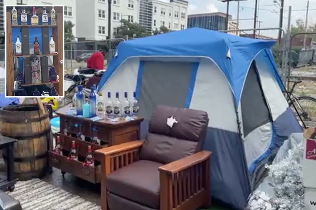 Denver homeless encampment features pop-up bar with profitable prostitution tents