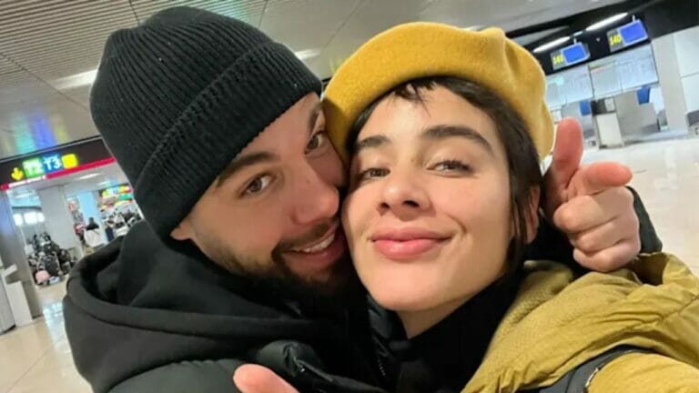 Esmeralda Pimentel and her boyfriend Jesús Mosquera, a long-distance love story