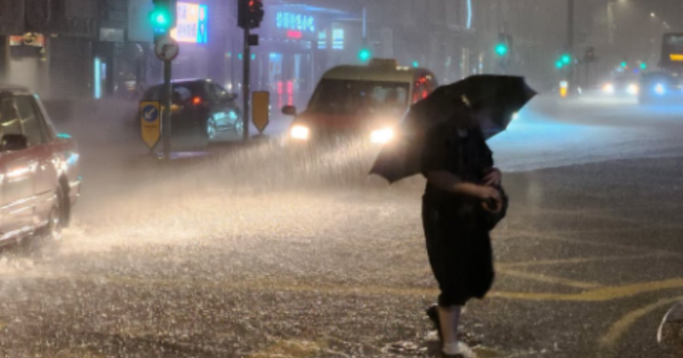 Hong Kong shuts down after disastrous rains