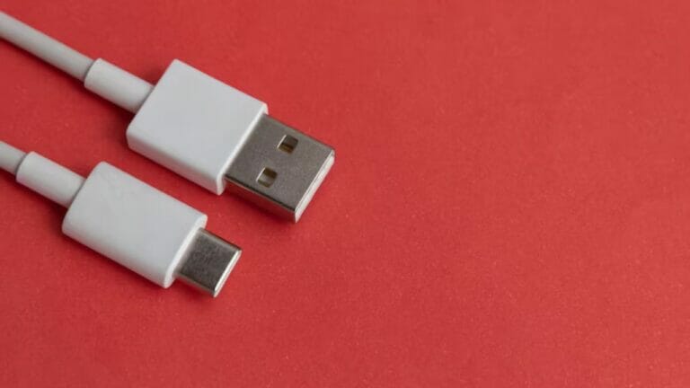 Thunderbolt vs USB-C: What’s the difference and which one should you use?