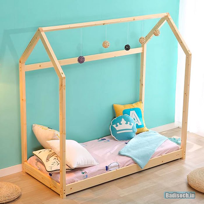 This natural wood house bed is designed to assist infants in transitioning from crib to adult bed. This roof structure makes young children feel "cocooned" and at ease, and its neutral, minimal design goes with everything.