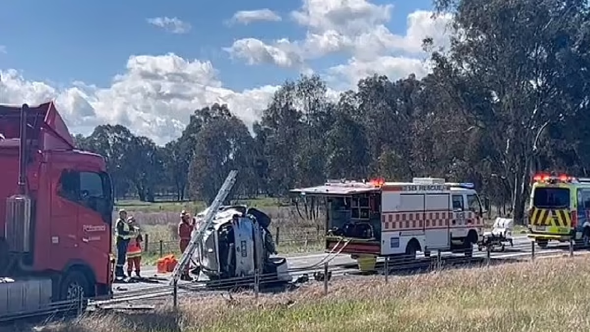 Chiltern crash victims: Two NSW couples killed in crash in Chiltern