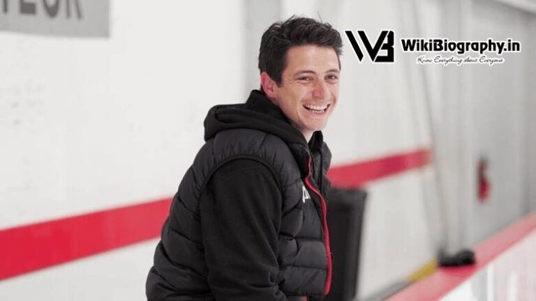 Scott Moir: Wiki, Biography, Age, Height, Family, Career, Wife, Net Worth