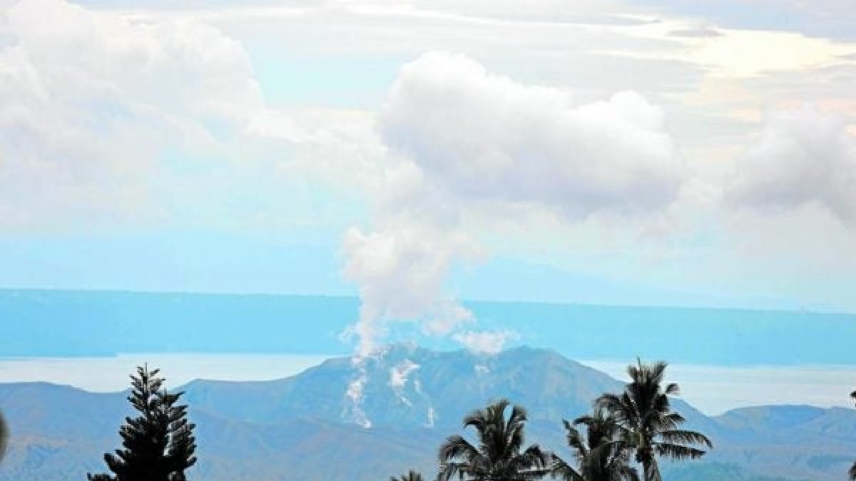 Taal volcano smog: DOH warns against Taal volcanic smog