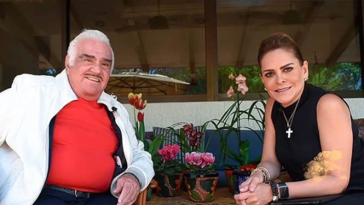 Who interviewed Vicente Fernández?  Here are the singer's most significant interventions on television.