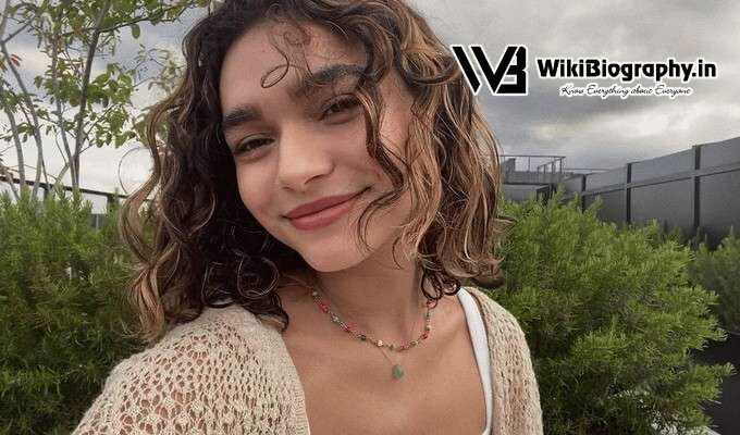 Who is Paulina Chávez?  Wiki, Biography, Age, Height, Family Boyfriend, Net Worth