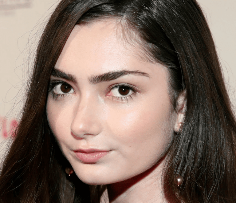 Emily Robinson: Wiki, Biography, Age, Height, Movies, Fitness, Boyfriend