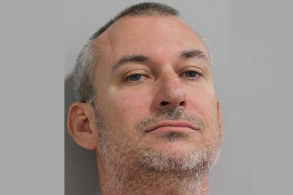 Florida man previously convicted of murder accused of beating teen who fought with son at bus stop: 'Clearly has anger management issues'