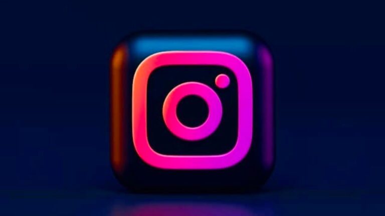 Instagram allows global downloading of public reels