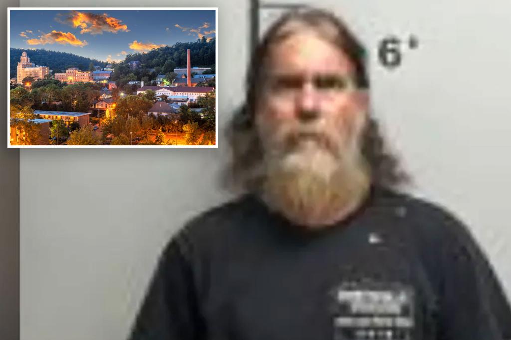 Arkansas man arrested for allegedly having 6 active pipe bombs with plans to flee the country