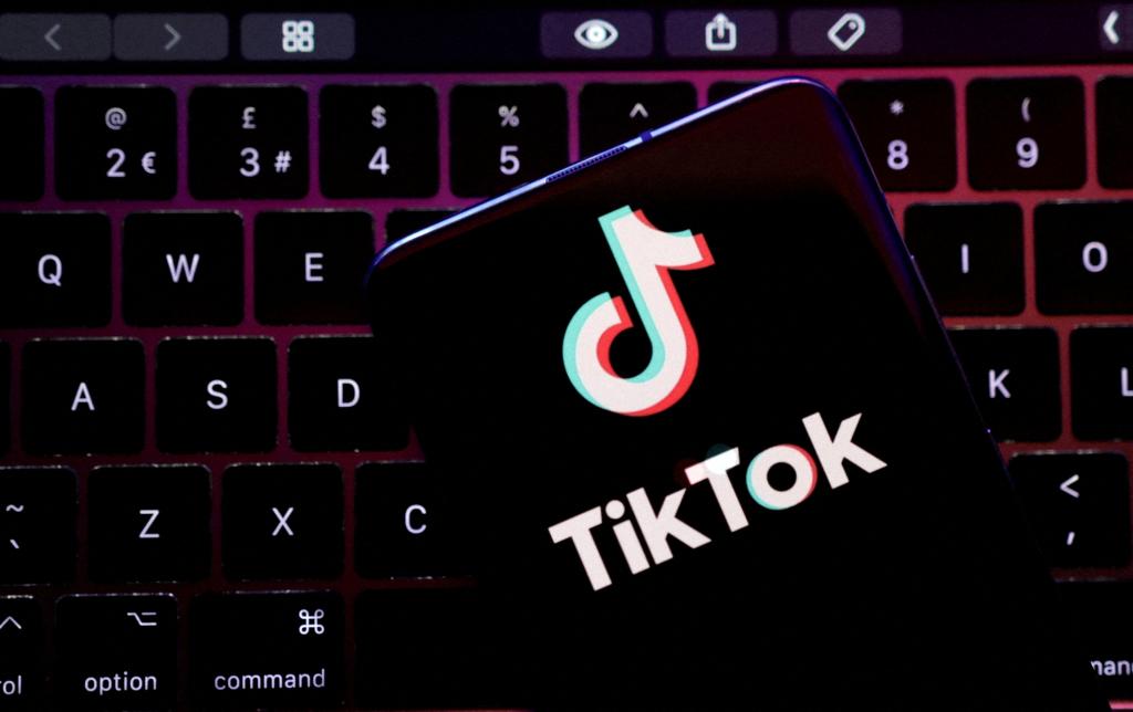 TikTok forces users to give away their iPhone passwords for unclear reasons