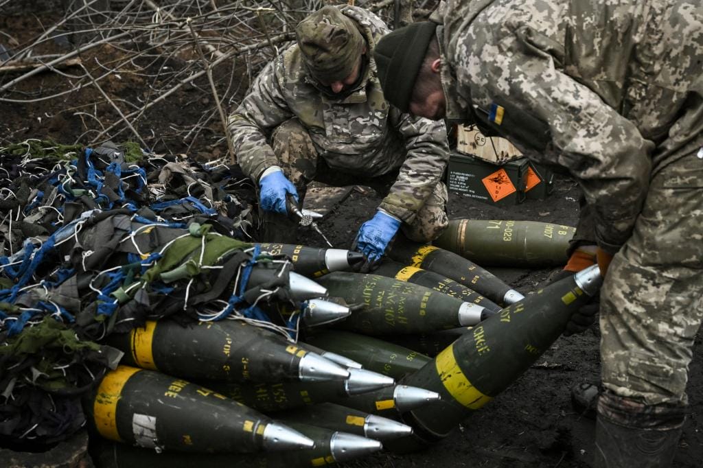 Ukraine Struggles to Maximize Every Shell as Ammunition Rationing Continues