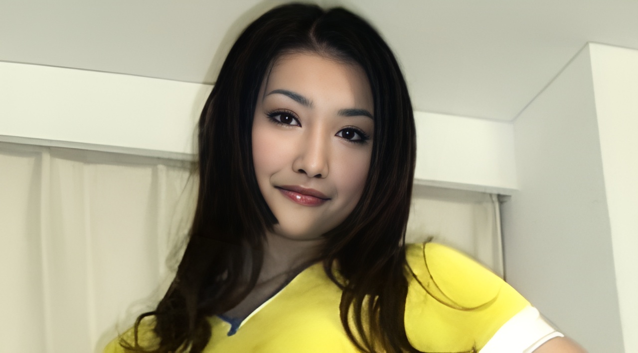 Azumi Mizushima (Actress) Age, Wiki, Biography, Height, Photos, Weight, Career, Net Worth & More