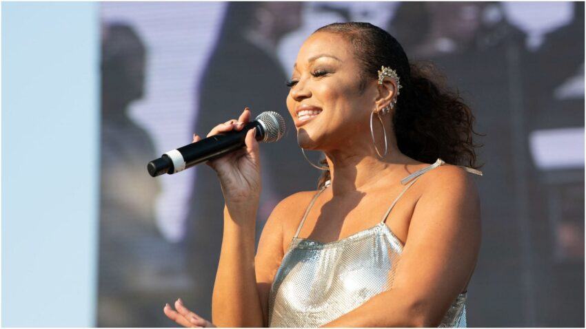 Chante Moore