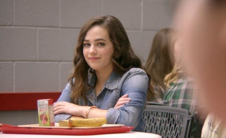 Mary Mouser: Wiki, Biography, Age, Height, Net Worth, Family, Career, Boyfriend