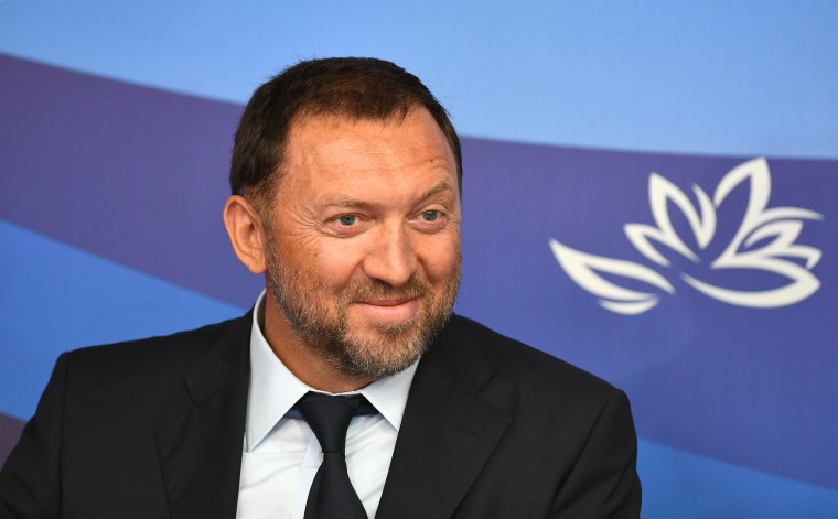 Oleg Deripaska: Wiki, Biography, Height, Age, Wife, House, Net Worth, Family