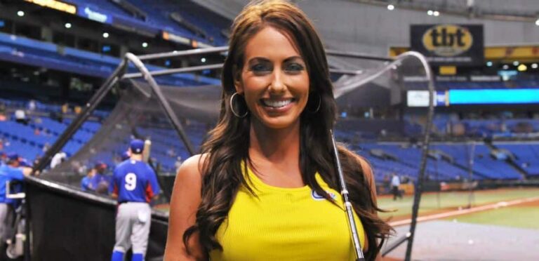 Holly Sonders: Wiki, Biography, Height, Weight, Age, Boyfriend, Net Worth